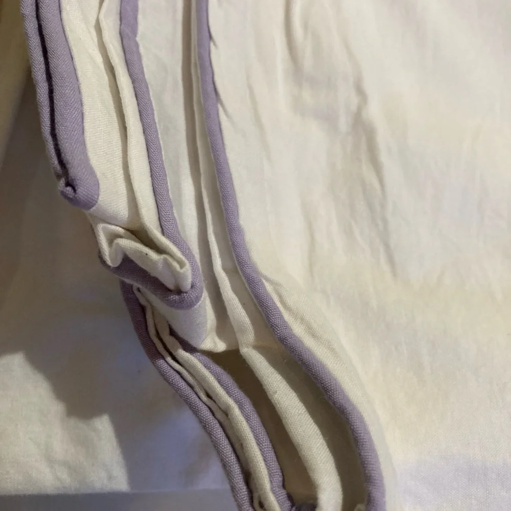 Pottery barn kids New Duvet cover (white with ballerina design / print)